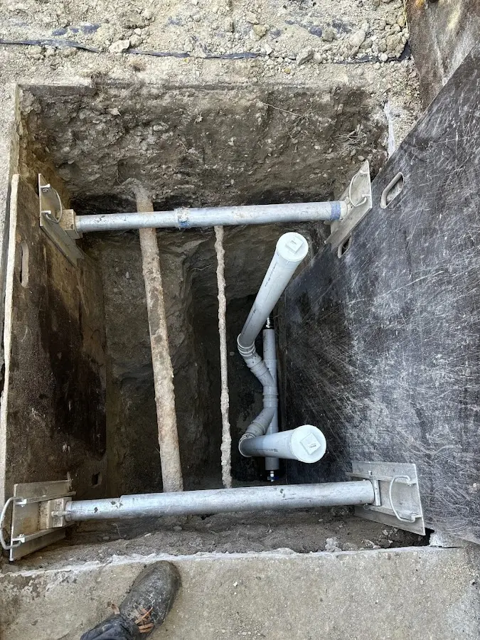 Experienced plumber completing Gas Line Repair work in Oneida